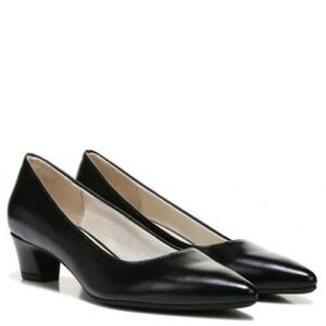 LIFESTRIDE Minx Pumps